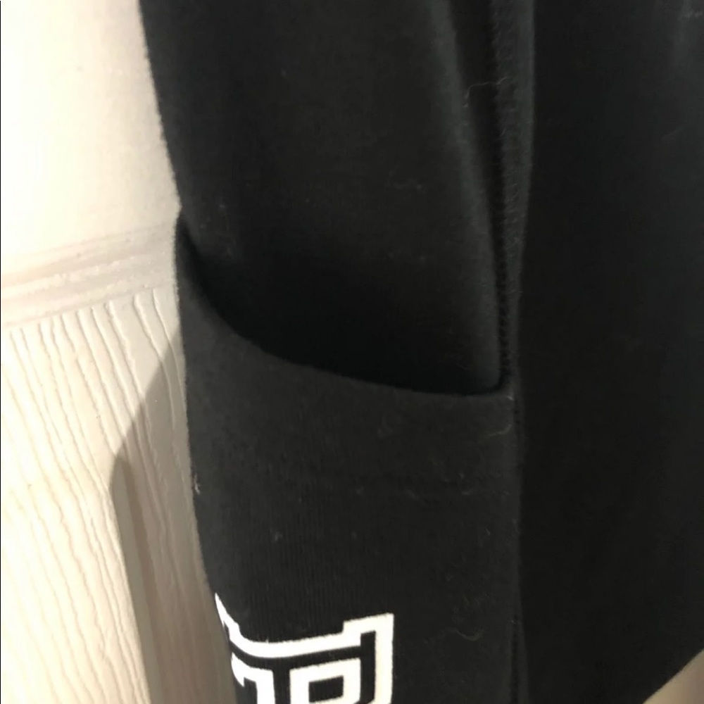 NWT VS Pink yoga leggings with pocket